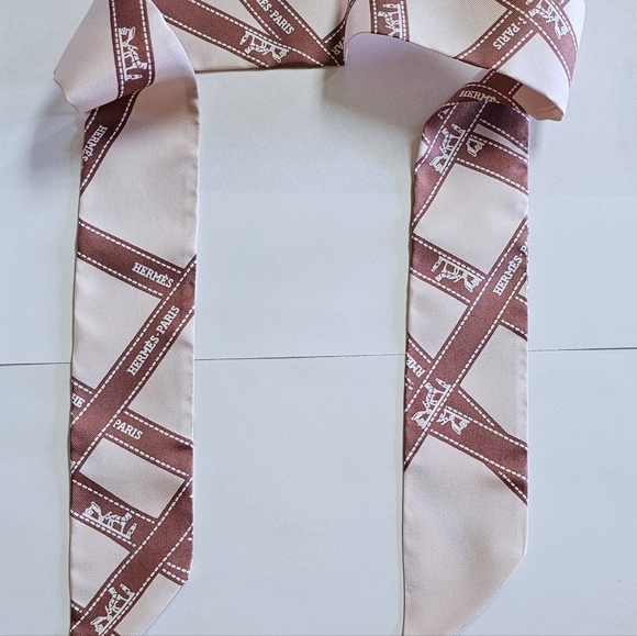 Vintage Hermes Twilly Silk Purse Scarf, NIB - Picture 5 of 8